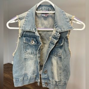 Bongo Crop Jean Vest